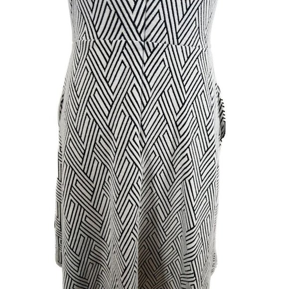 Banana Republic Black/White Geometric/Chevron High Waist/A-Line Dress - Picture 9 of 16